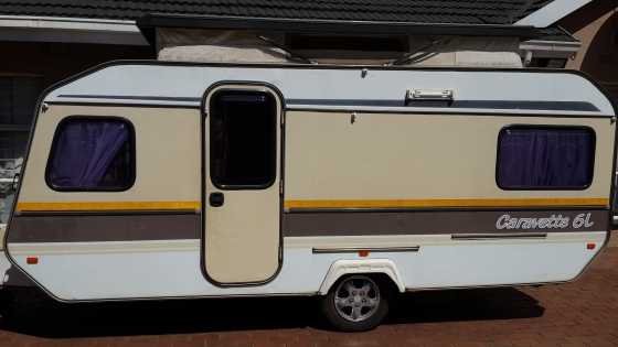 1985 Caravette 6L Caravan