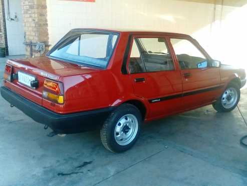 1985 model Toyota corolla for sale very good condition R35000 neg