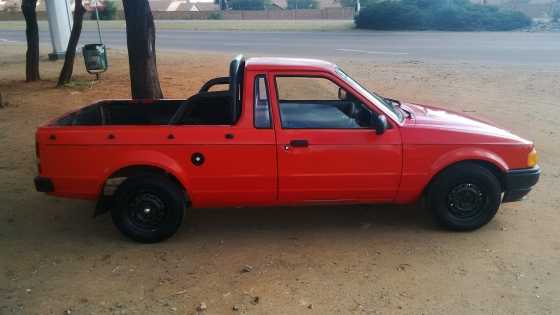 1992 mazda rustler 1.6 te koop.