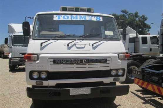 1994 NISSAN CK RIGGID BODY DOUBLE DIFF MODEL TRUCK FOR SALE.