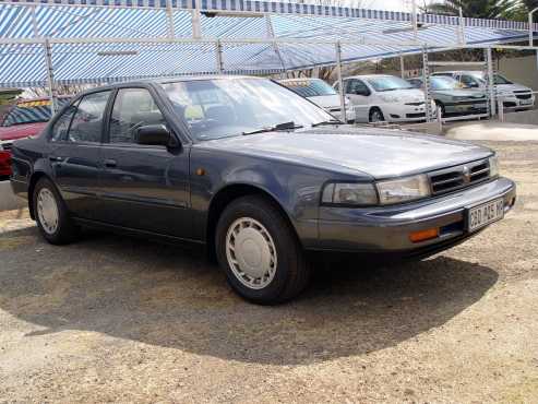 1994 Nissan Maxima 3.0 E Automatic VERY CLEAN