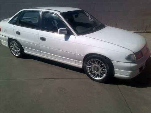 1994 Opel Astra 180i