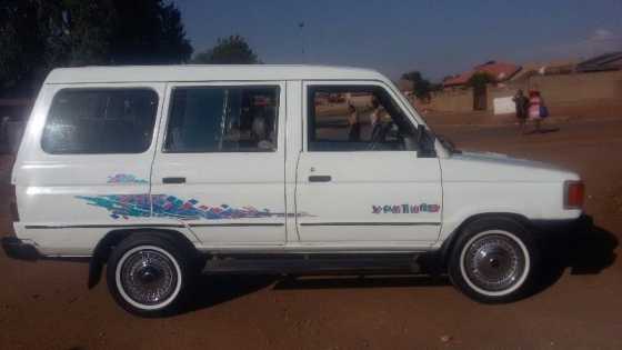 1996 toyota venture for sale in good condition