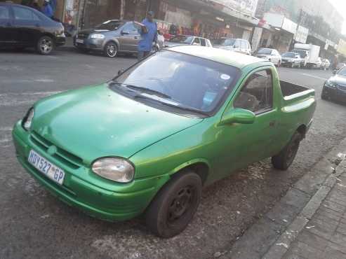 1997 1.3i opel corsa bakkie