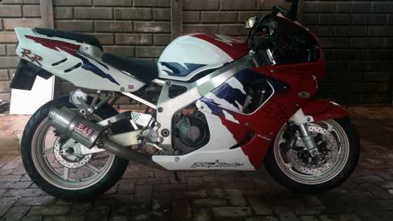 1997 honda cbr900 or swop