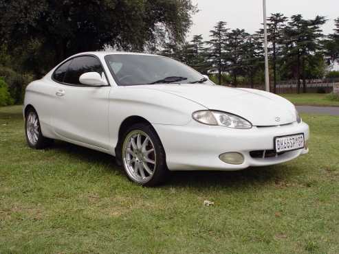 1997 Hyundai Tiburon 2.0