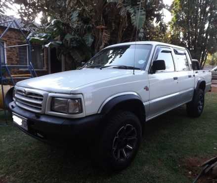 1998 Mazda Magnum 2.5TDi Turbo diesel 4X4 DC with Full service history