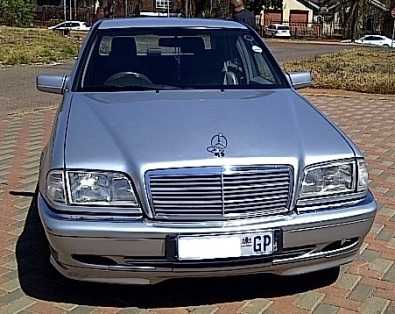 1998 Mercedes-Benz C200 Auto