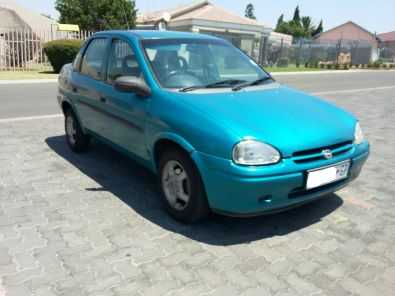 1998 Opel Corsa Sedan