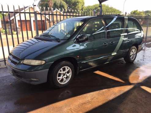 1999 Chrysler Voyager 3.3 auto