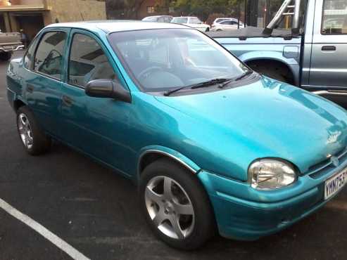 1999 corsa lite 4 doors 1,4