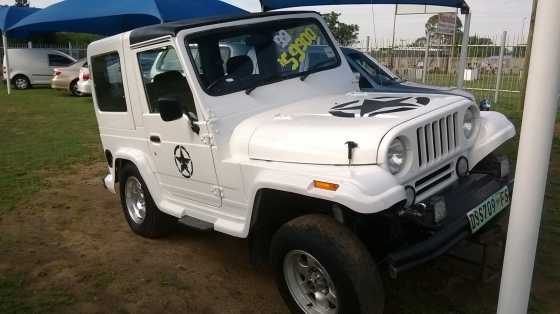 1999 Jeep with 2.0 Kia diesel motor for sale.