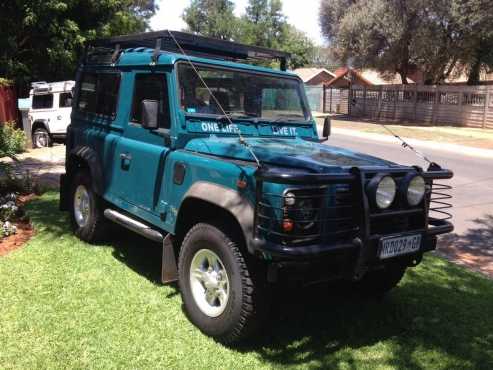 1999 Land Rover Defender 90 TD5,