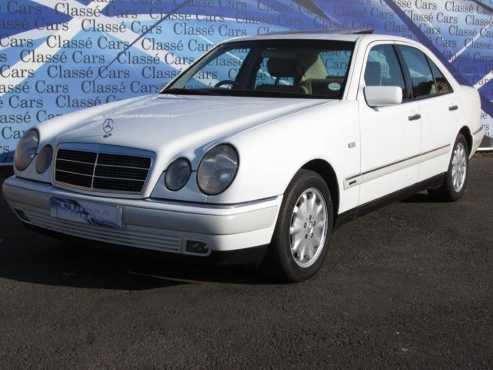 1999 Mercedes-Benz E280 Auto