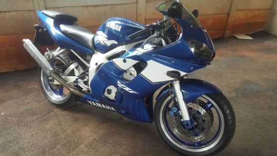 1999 yamaha R6