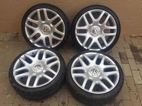 19quot VW mags and tyers 23535ZR19