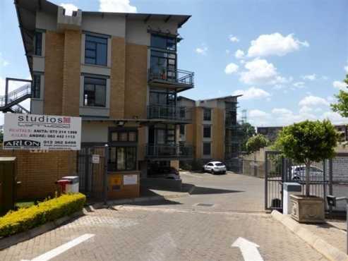 1bedroom flat lynwood studios available immediately to rent in Hatfield