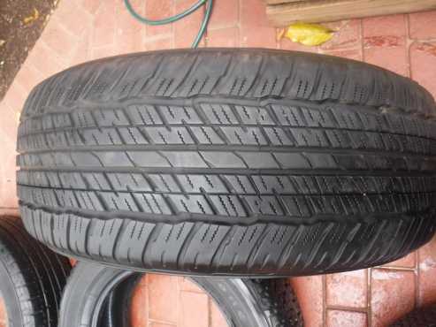 1xDunlop Grandtrek AT23 tyre 2756018,80 percent tread