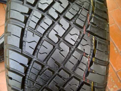 1xGeneral Graber tyre 2556018,95 percent tread