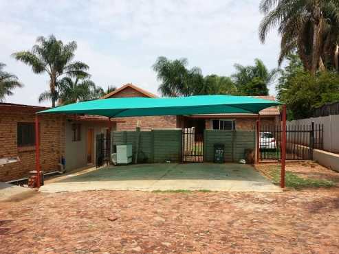 1xSlaapkamer woonstel met privaat tuin te huur in Wonderboom Suid, Pretoria