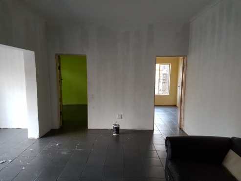 2 bed apartment available emmediately