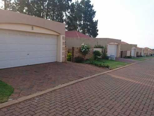 2 bed cluster with pvt garden and double hollywood garage in Northriding