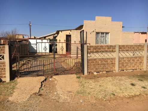 2 bed room house  For Sale