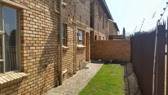 2 Bed Simplex with Private Garden for Sale in Brackendowns