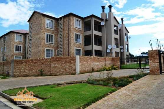 2 bed unit on the ground floor (no garden) in FAWN MANOR - Northriding