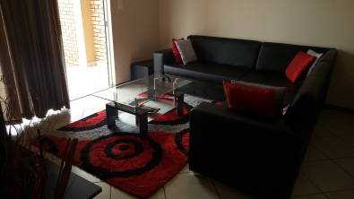 2 bedroom 1 bathroom 1 garage , garden for sale in