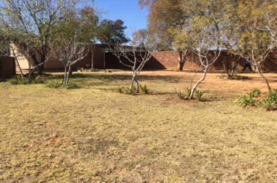 2 BEDROOM, 1 BATHROOM HOUSE, MNANDI TO RENT