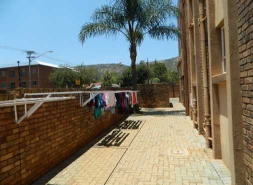 2 bedroom, 2 bathroom apartment for sale in prime complex in Pretoria North