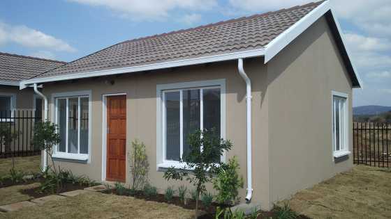 2 bedroom amp 1 bathroom house for RENT in Mahube Valley