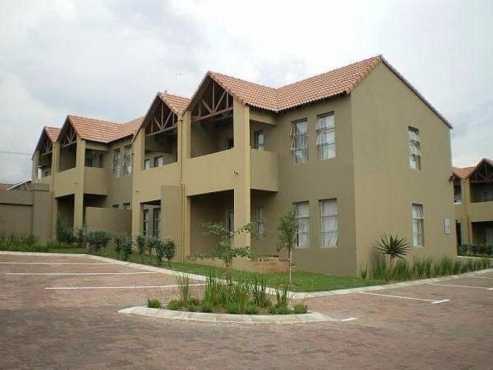 2 Bedroom apartment in Buccleuch (Pebble Stone) - R6400