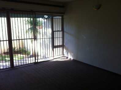 2 Bedroom Duplex for sale in Garsfontein