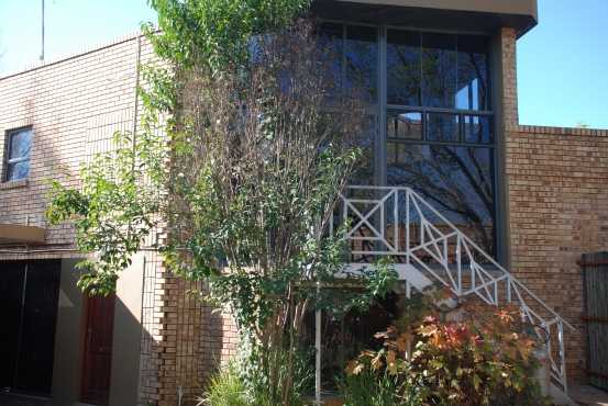 2 BEDROOM FAMILY TOWNHOUSE IN CENTURION