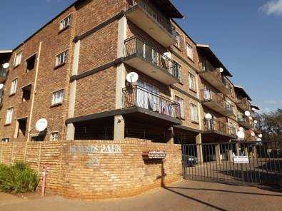 2 Bedroom Flat For Sale in Pretoria North