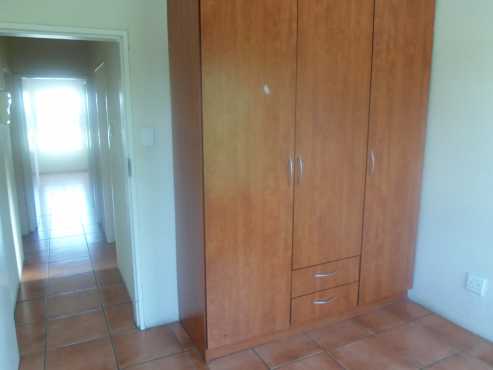 2 bedroom flat on second floor with 2 bathroom