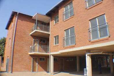 2 BEDROOM FLAT TO LET - PRETORIA NORTH