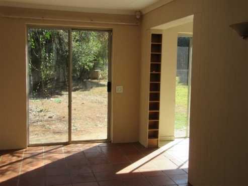 2 BEDROOM FREE STANDING TOWNHOUSE IN ARUNDO