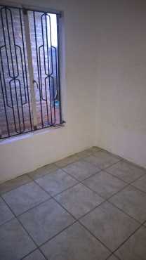 2 Bedroom House in Protea Glen to rent.