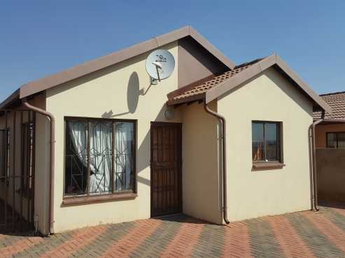 2 bedroom house in Soshanguve XX