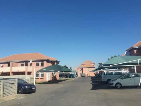 2 Bedroom townhouse for rental at Alberton