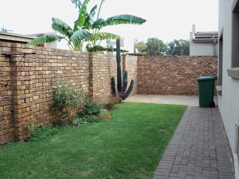 2 Bedroom Townhouse for Sale in Kookrus