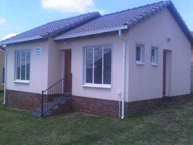 2 Bedroom townhouse in Castleview, Germiston