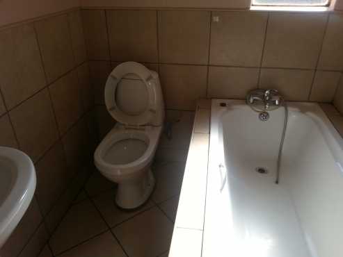 2 Bedroom Townhouse in complex close to far east rand hospital in Springs