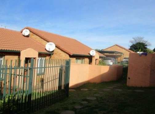 2 Bedroom Townhouse - Philip Nel