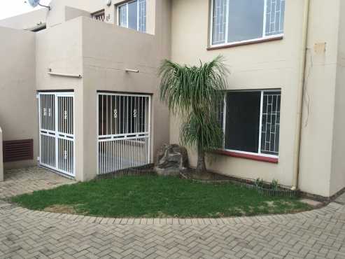 2 Bedroom Townhouse to Rent