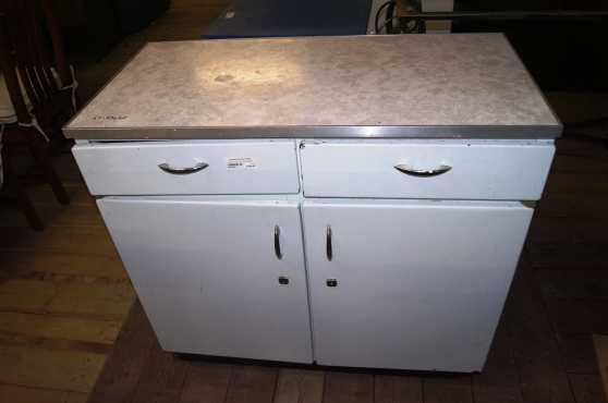 2 Door Kitchen Cabinet S019940F Rosettenvillepawnshop