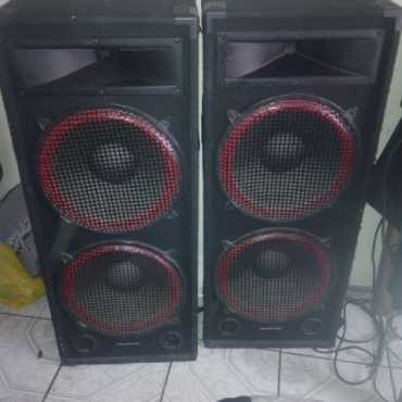 2 Piece Harwa speakers